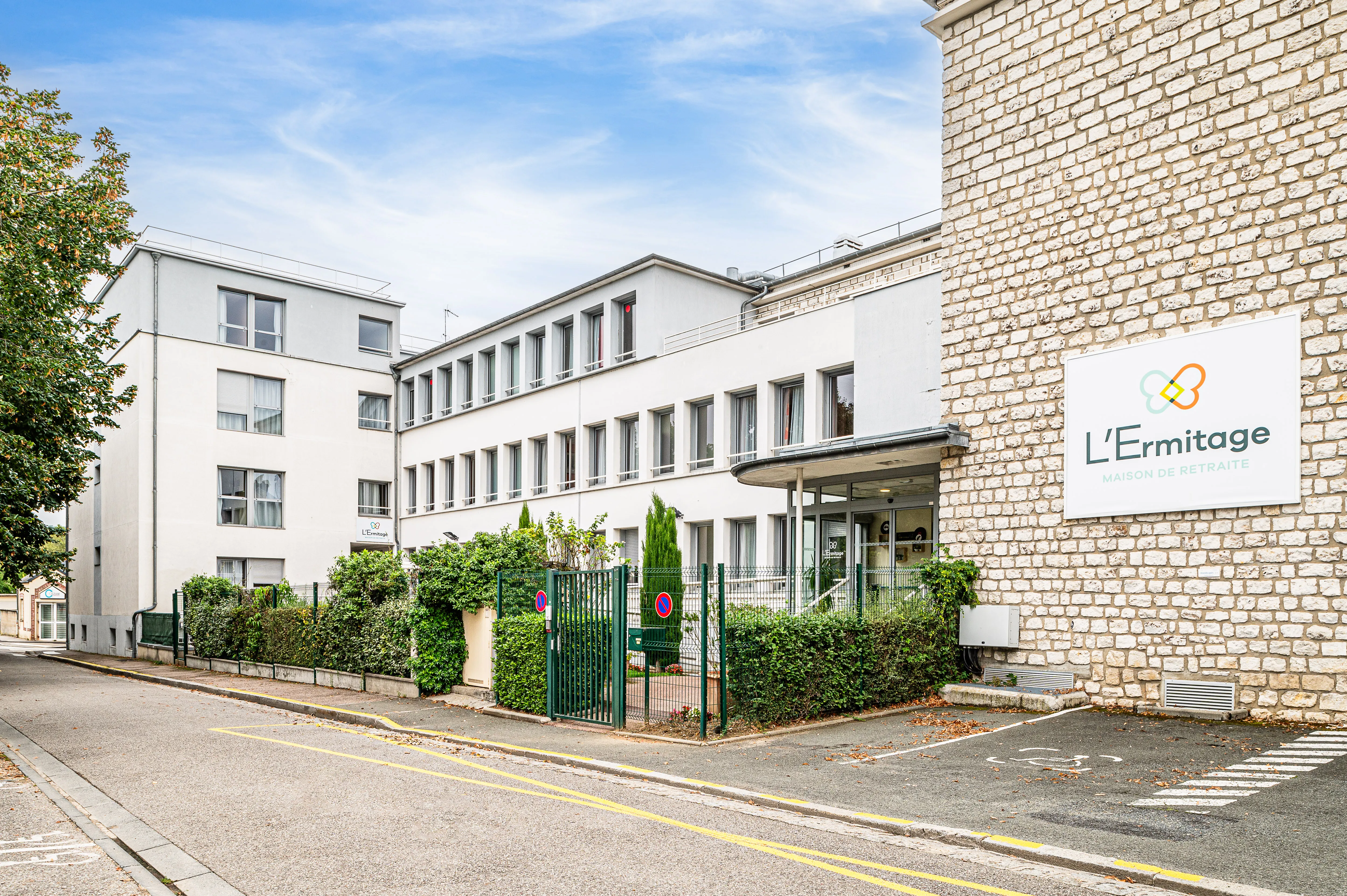 ASPIM___730_510__249_249__18332